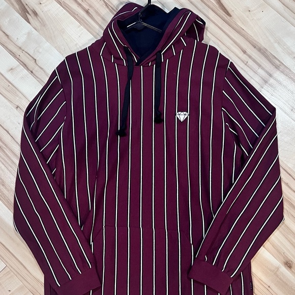 Diamond Pinstripe Sweater M - Picture 1 of 4